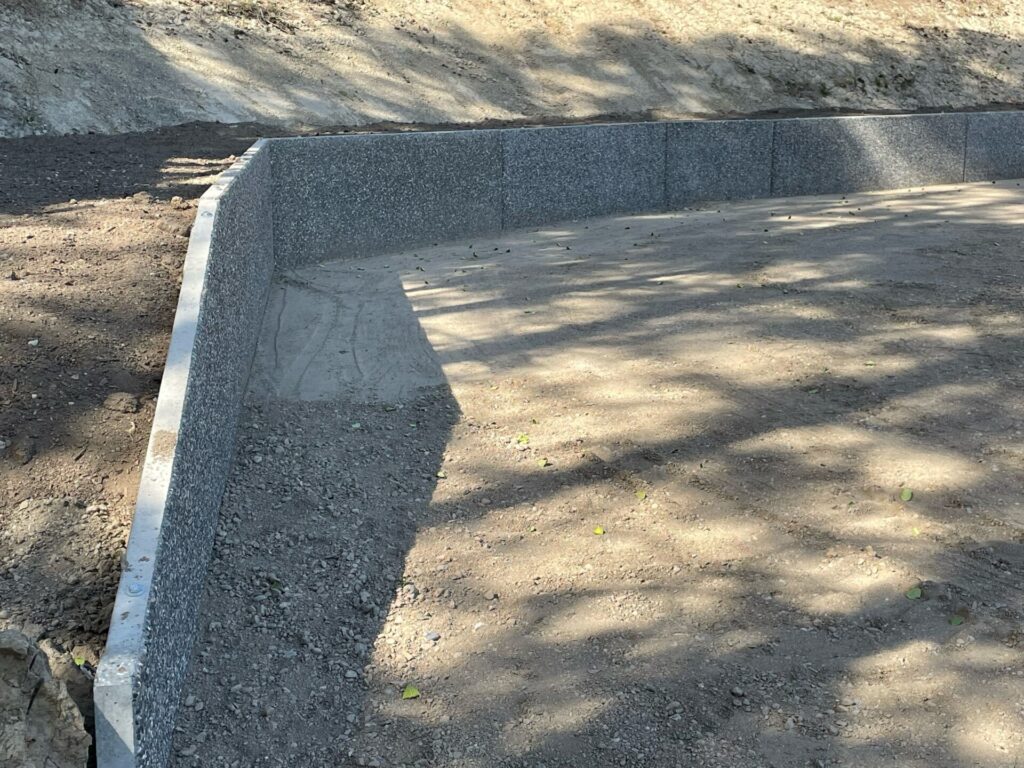 L-Panel Retaining Walls